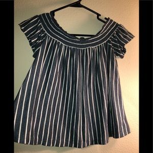 Off the shoulder short sleeve